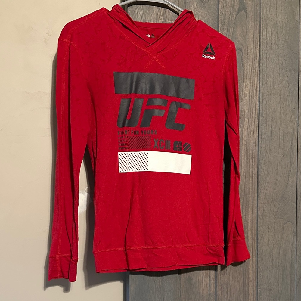 Women’s Reebok UFC Red and Black Graphic Long Sleeve (XS)